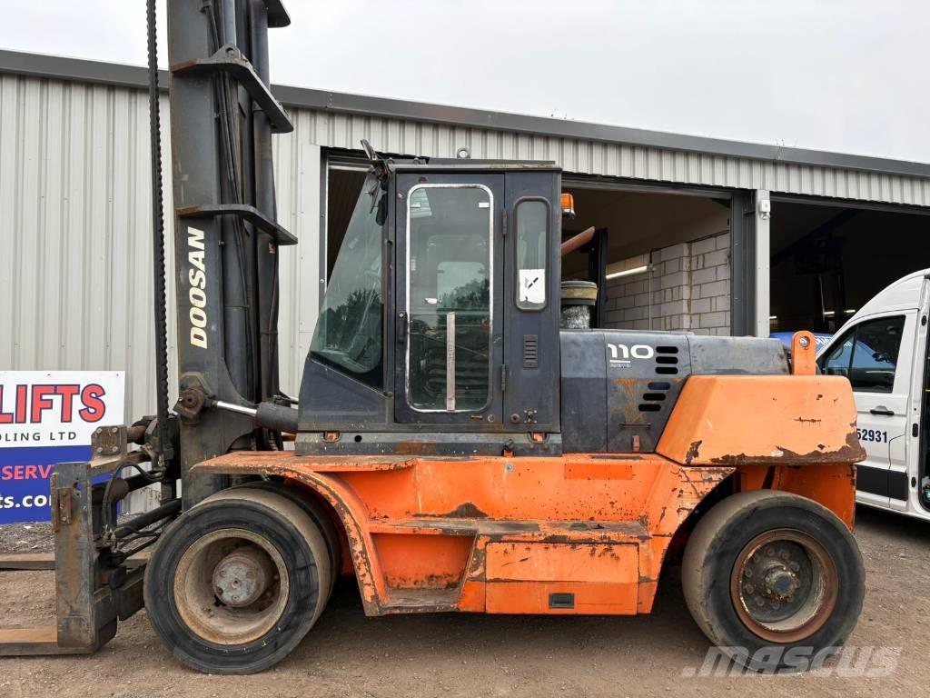 Doosan D 110 S-5 Carretillas diesel