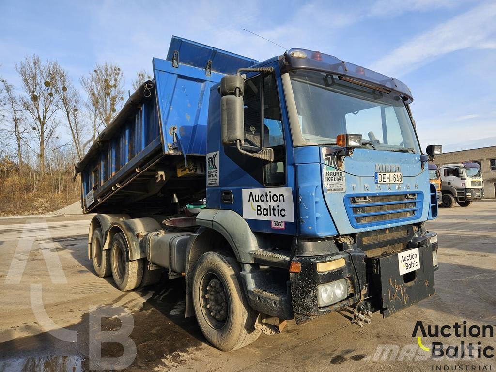 Iveco 260E44 Camiones bañeras basculantes o volquetes