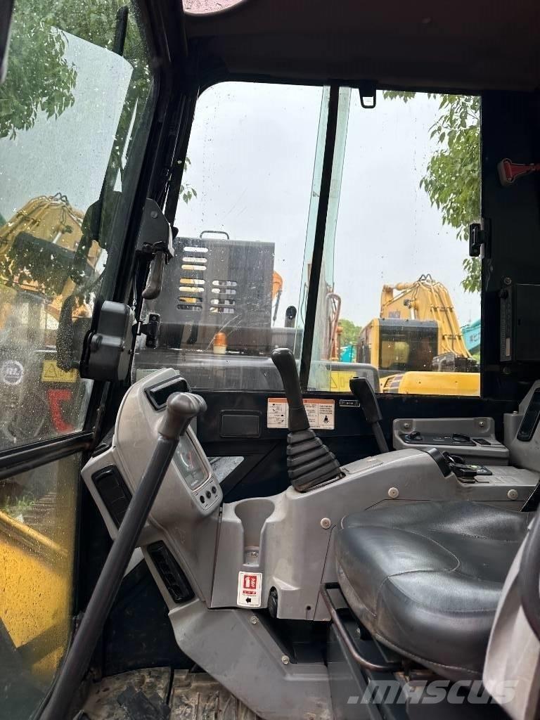 Kubota KX 155 Excavadoras de cadenas