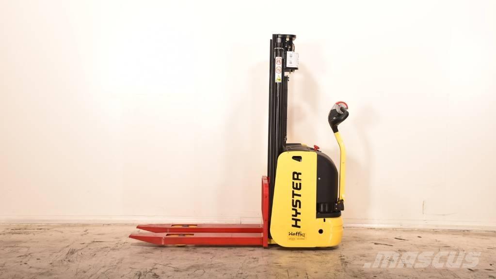 Hyster S1.0-24 Apiladores eléctricos