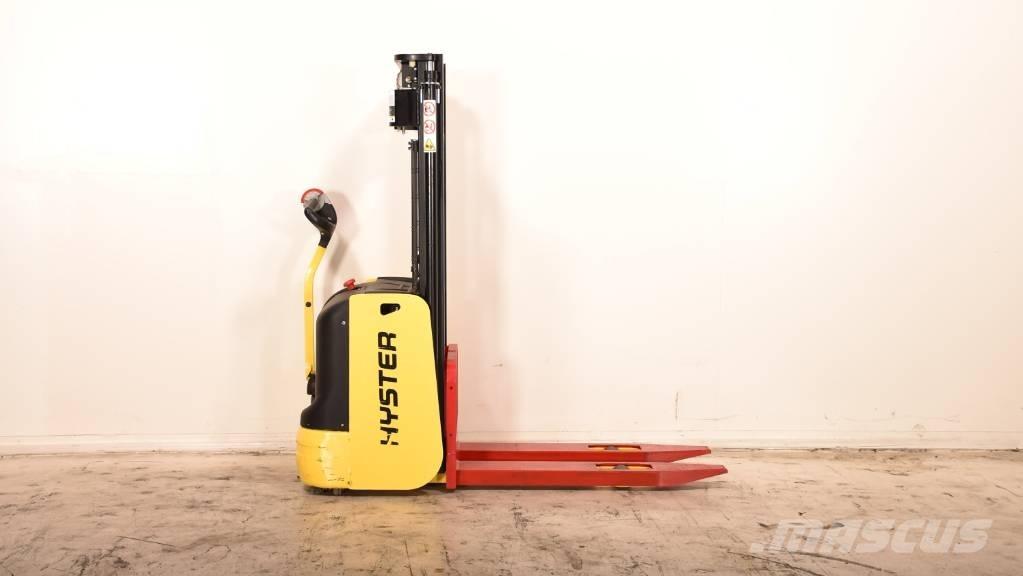 Hyster S1.0-24 Apiladores eléctricos