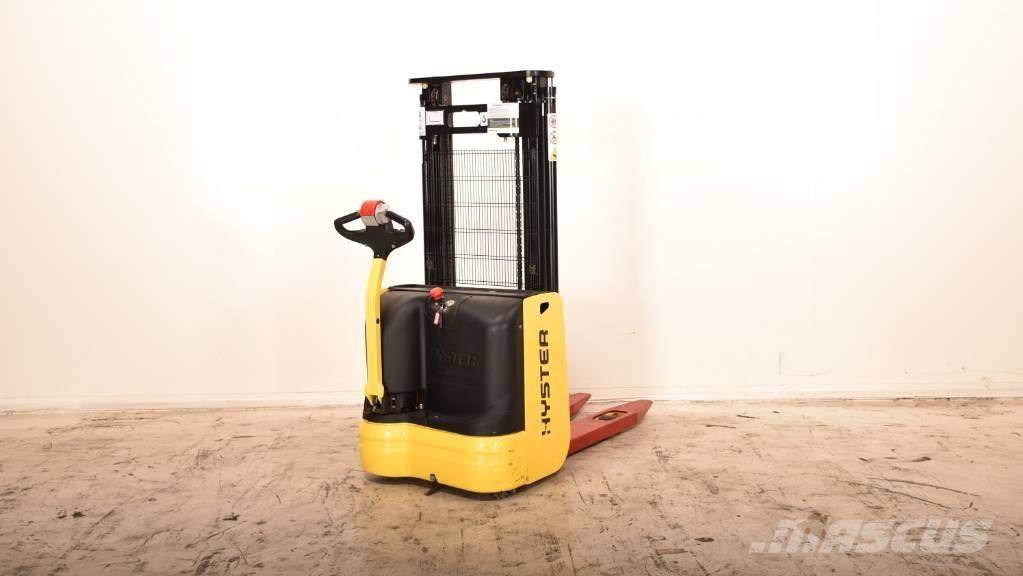 Hyster S1.0-24 Apiladores eléctricos
