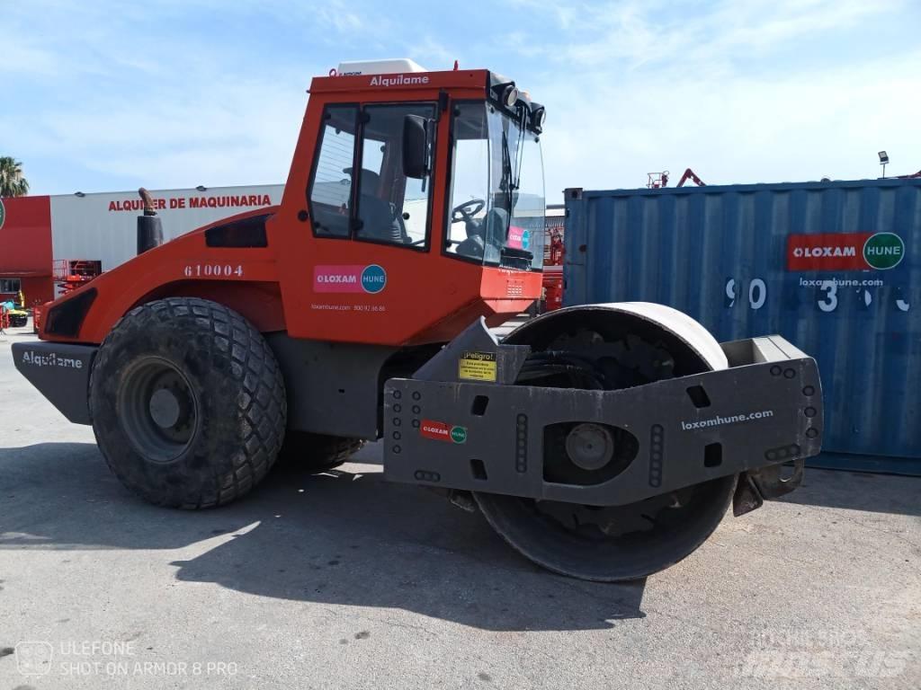 Bomag BW 211 D-4 Rodillos de un solo tambor