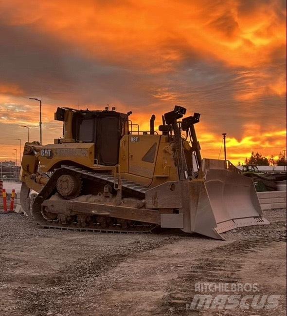 CAT D 8 T Buldozer sobre oruga