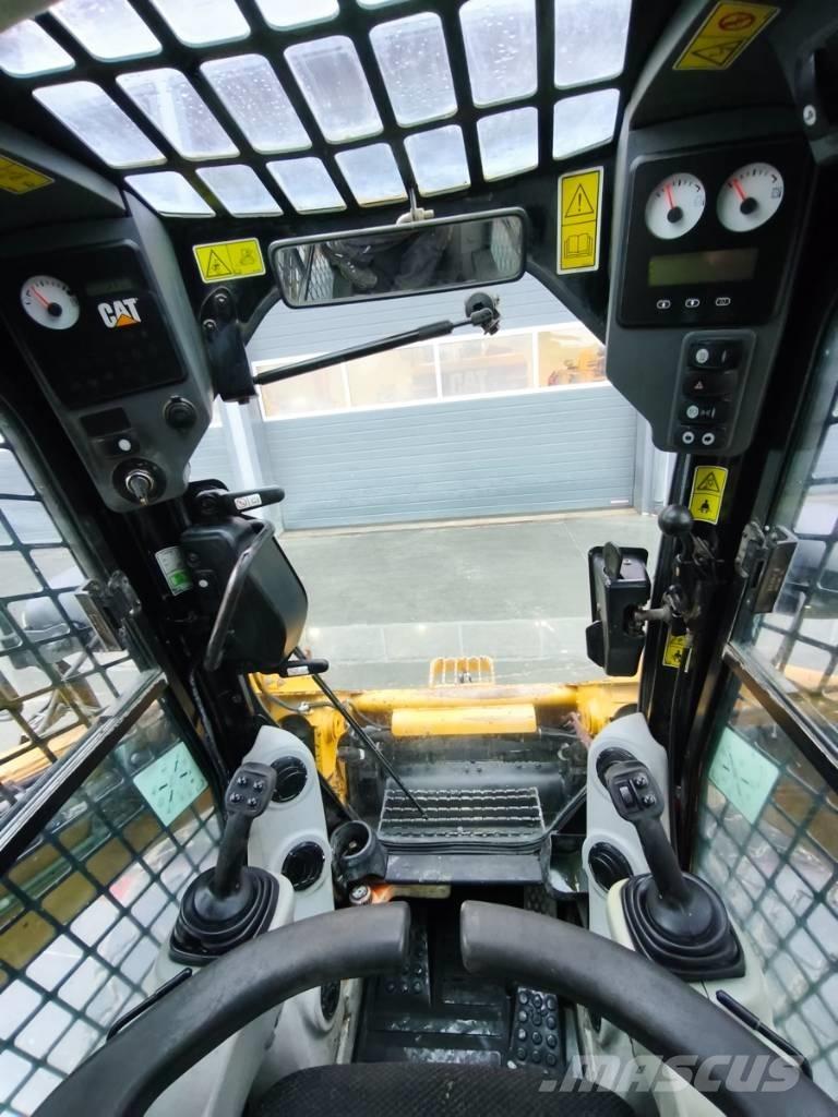 CAT 262 C Palas cargadoras