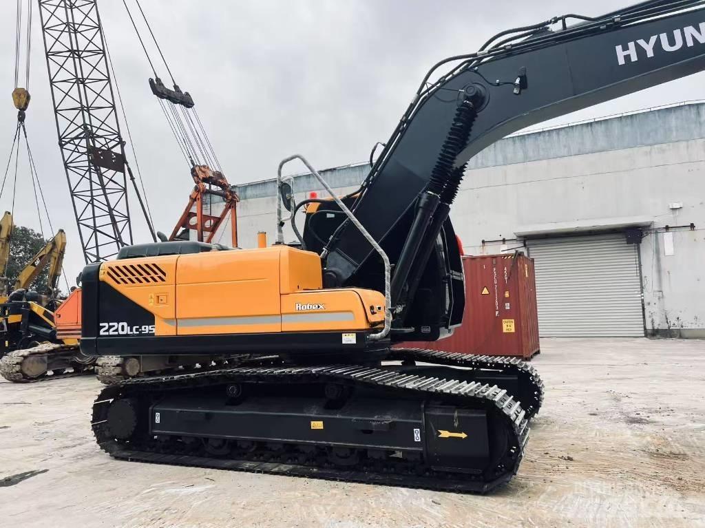 Hyundai R220LC-9S Excavadoras 7t - 12t