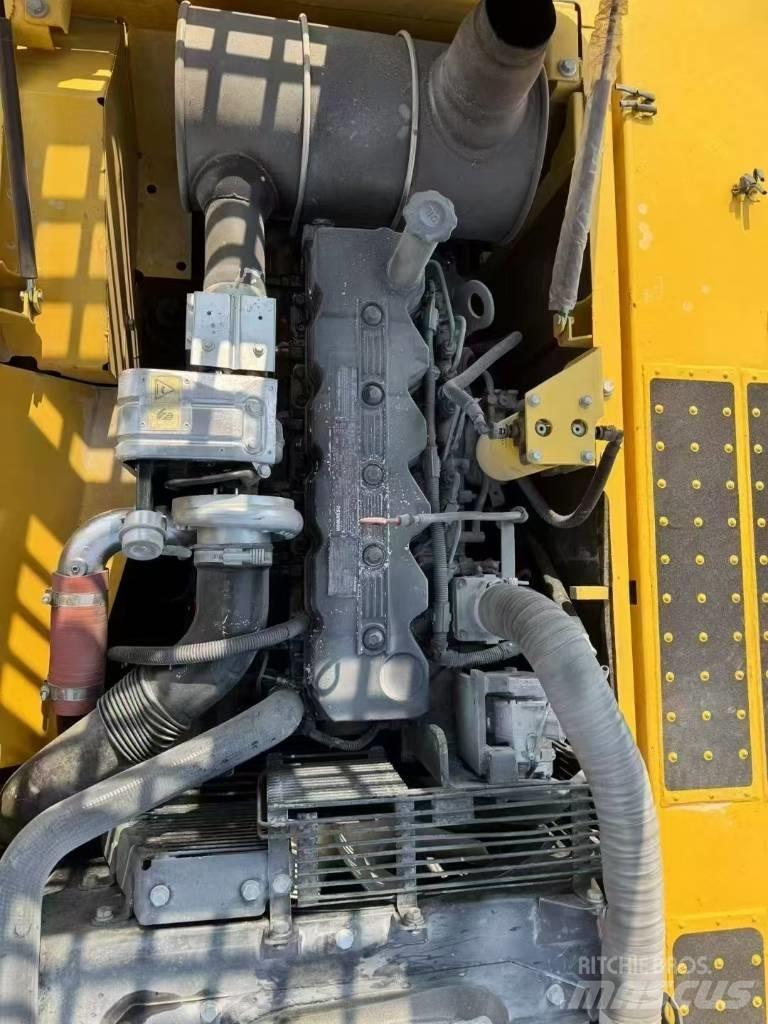 Komatsu 220-8 Excavadoras de cadenas