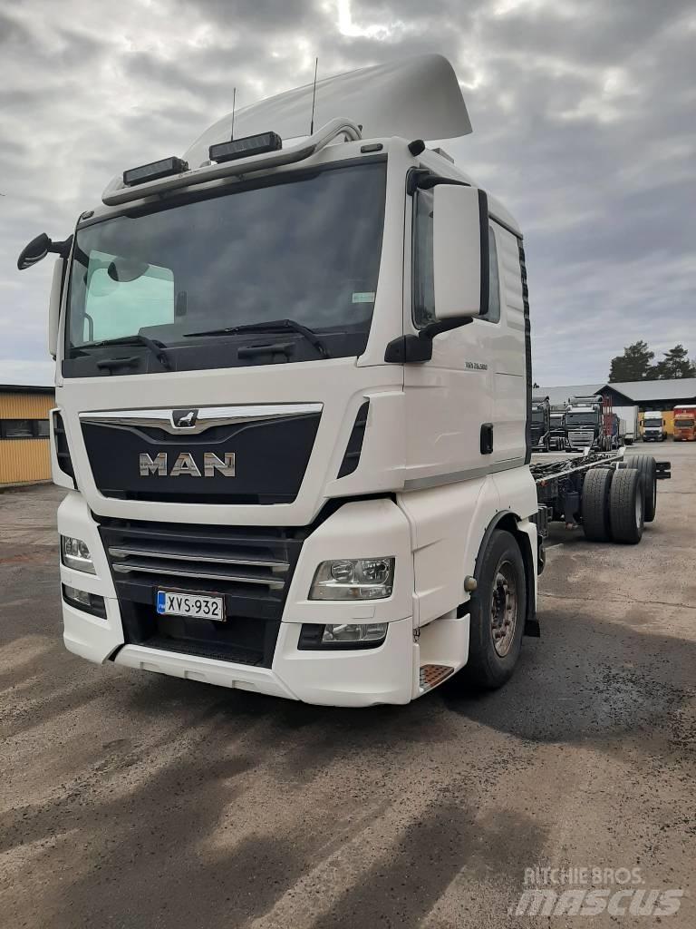 MAN TGX 26.500 Camiones chasis