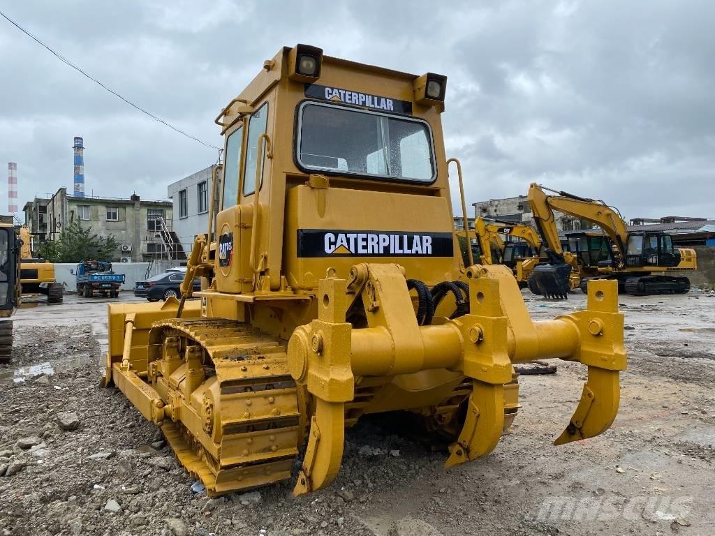 CAT D 6 D Buldozer sobre oruga