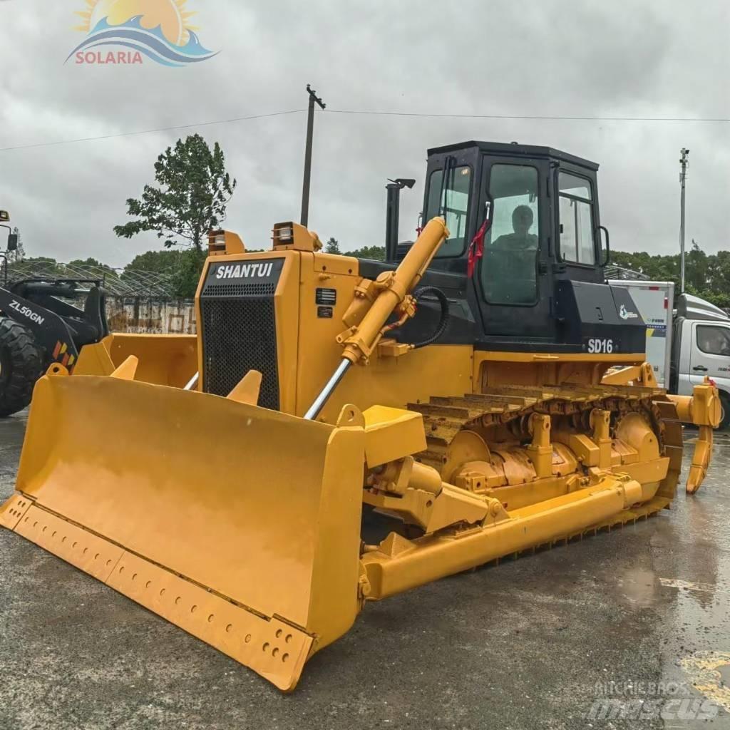 Shantui SD 16 Buldozer sobre oruga
