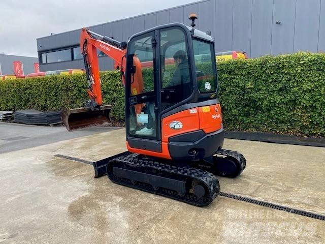 Kubota U 27-4 Mini excavadoras < 7t