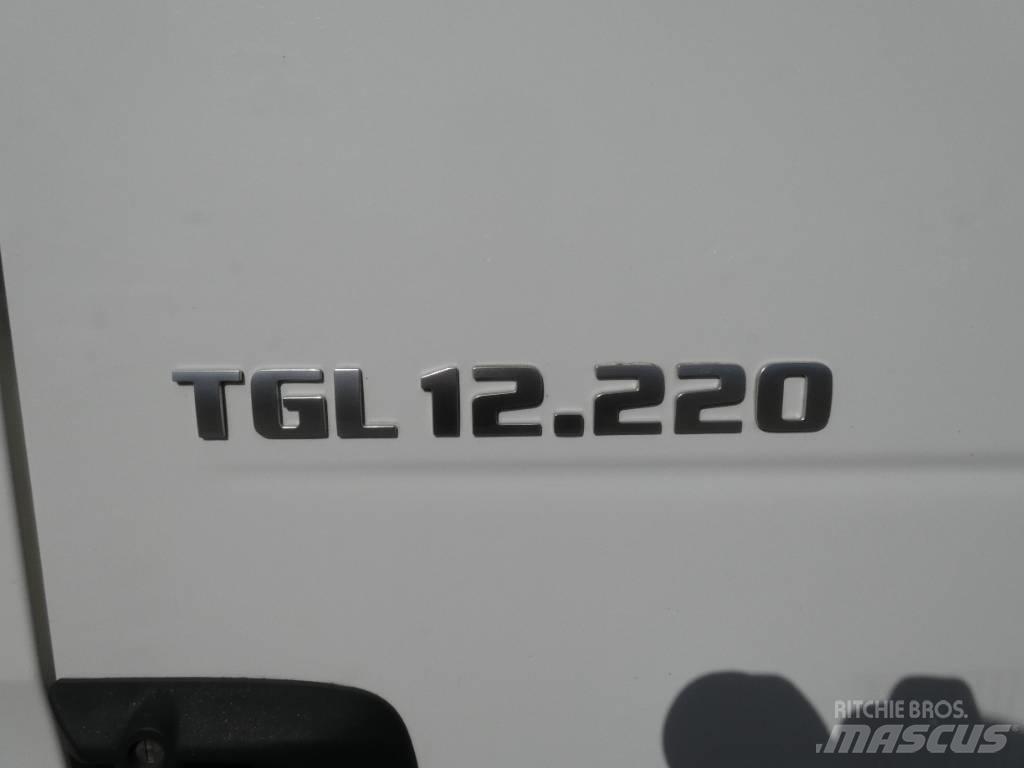 MAN TGL 12.220 Camiones caja cerrada