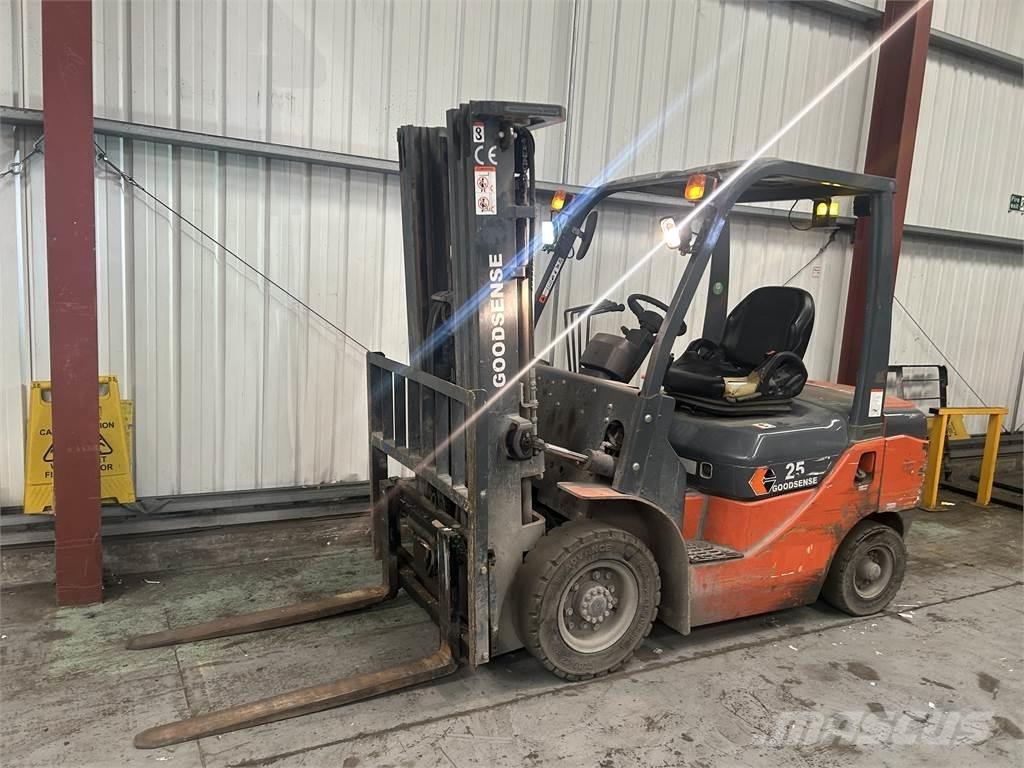  FD25 Carretillas diesel