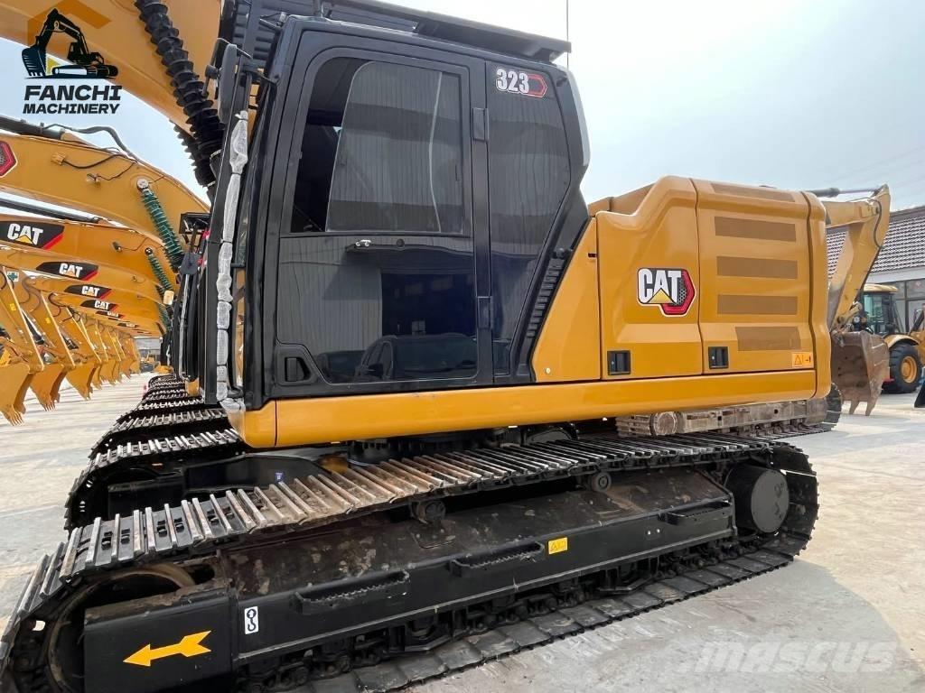 CAT 323 Excavadoras de cadenas
