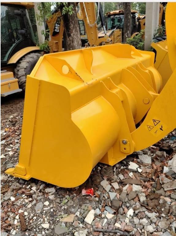 Komatsu WA 320-5 Cargadoras sobre ruedas