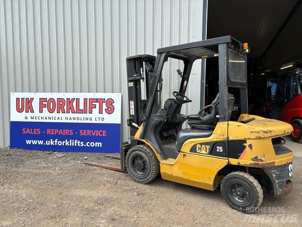CAT DP 25 NT Carretillas diesel