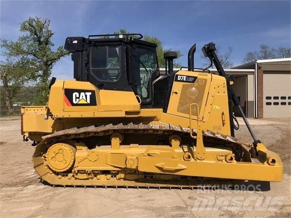 CAT D7E LGP Buldozer sobre oruga