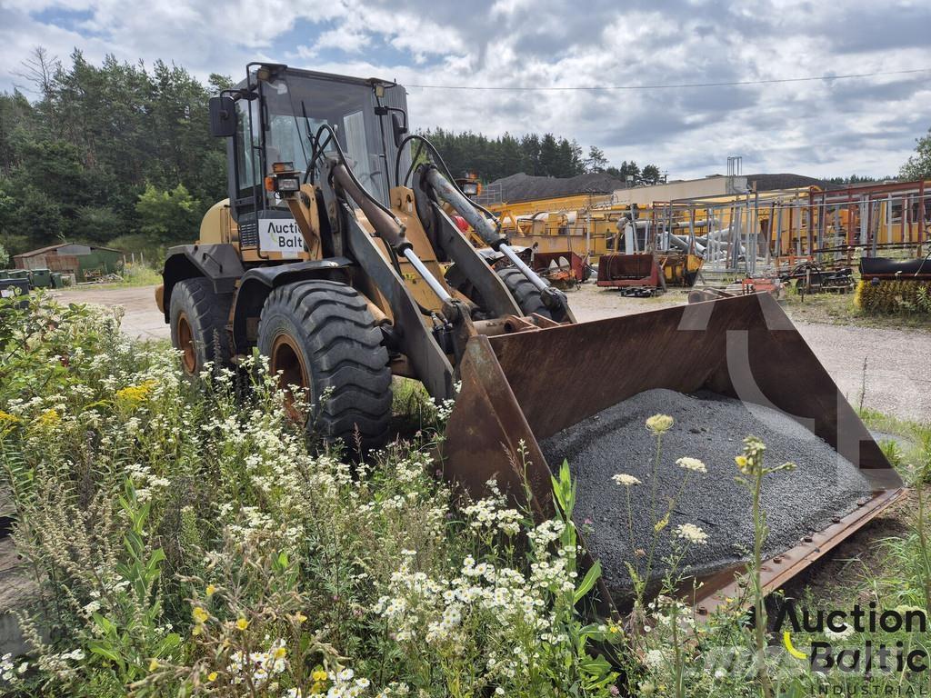 CASE 621 D Cargadoras sobre ruedas