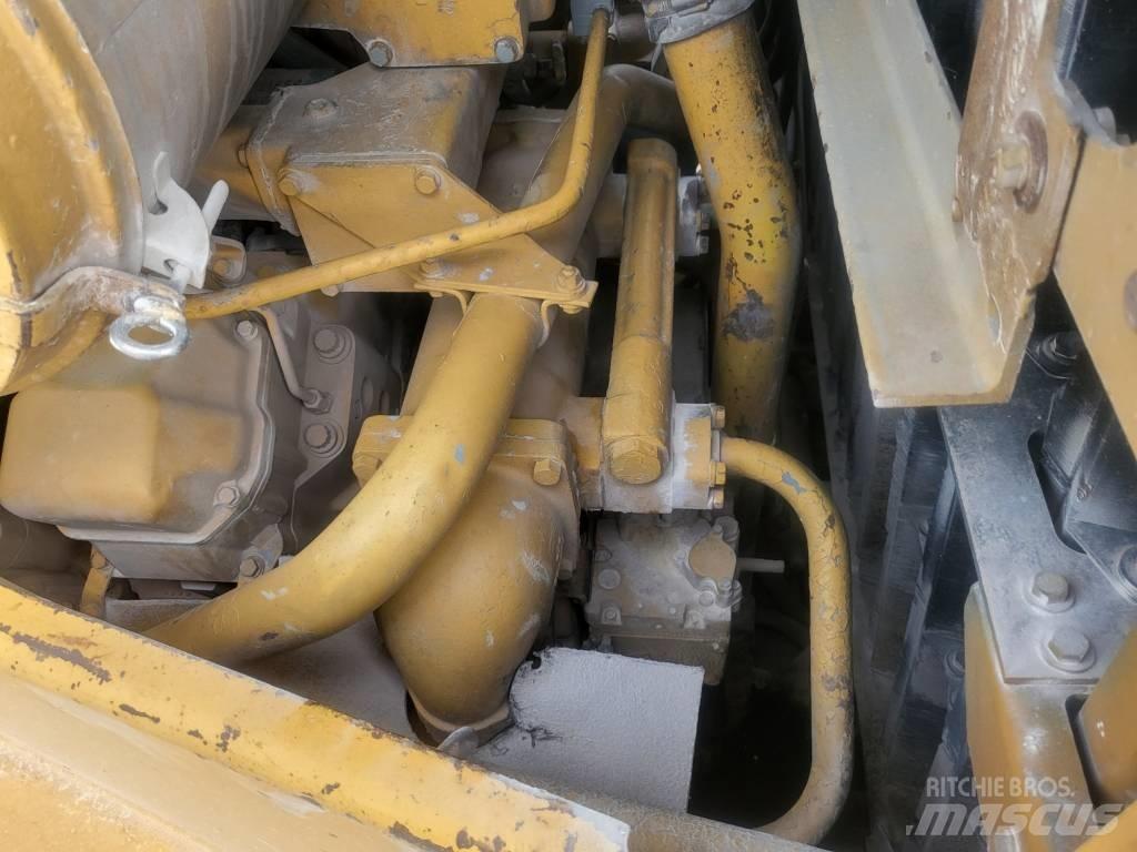 CAT D11N Buldozer sobre oruga