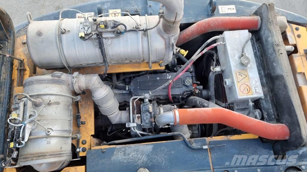 Hyundai HW 140 Excavadoras de ruedas