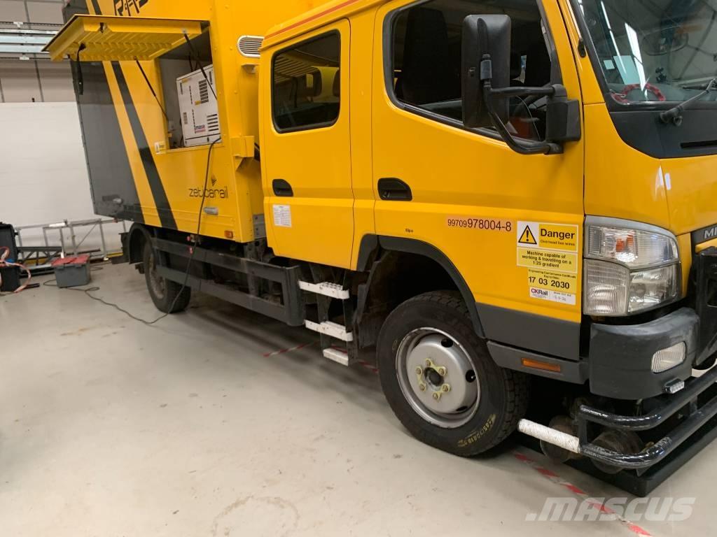 Mitsubishi Canter Mantenimiento de vías férreas