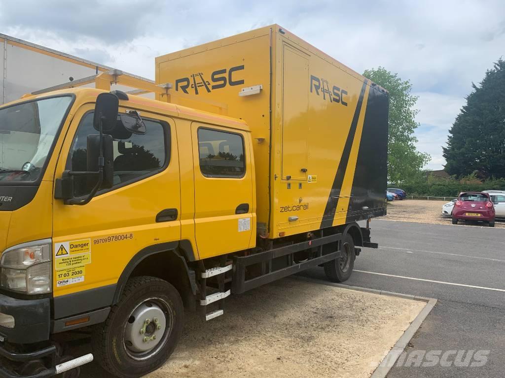 Mitsubishi Canter Mantenimiento de vías férreas