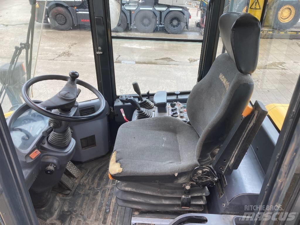 Komatsu WA 250 Cargadoras sobre ruedas