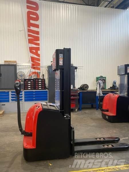 Manitou CDD12 AC1 Apiladores eléctricos autopropulsados