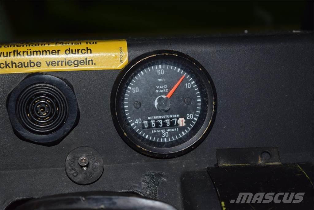 CLAAS Jaguar 820 Picadoras de forraje autopropulsadas