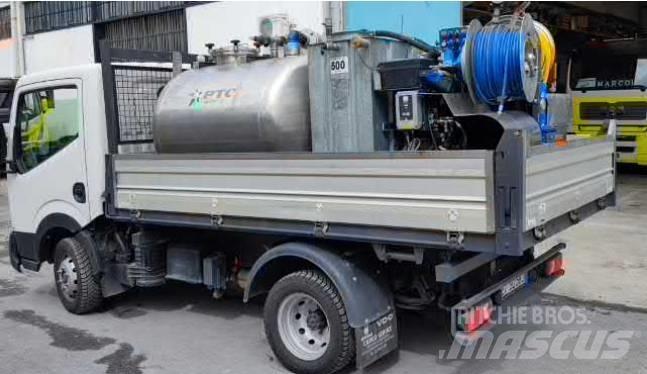 Nissan CABSTAR 35.12 Camiones caja cerrada