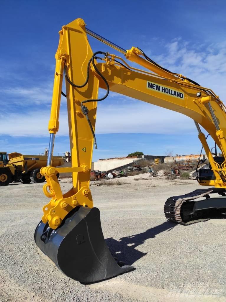 New Holland E 215 B Excavadoras de cadenas