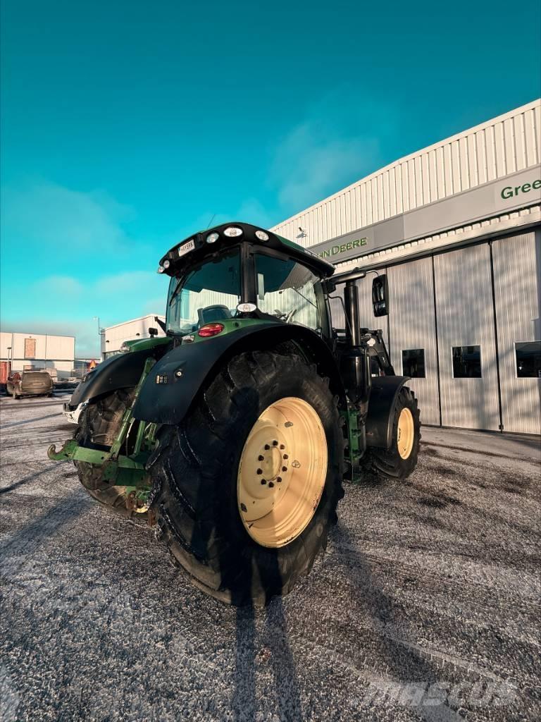 John Deere 6215R AP Tractores