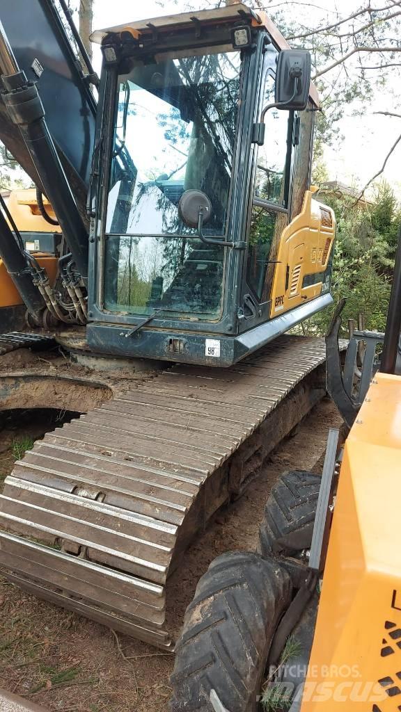 Hyundai HX220AL Excavadoras de cadenas