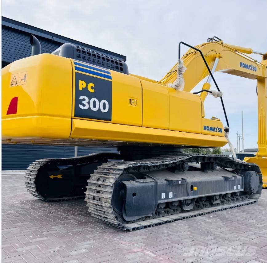 Komatsu 300 Excavadoras de cadenas