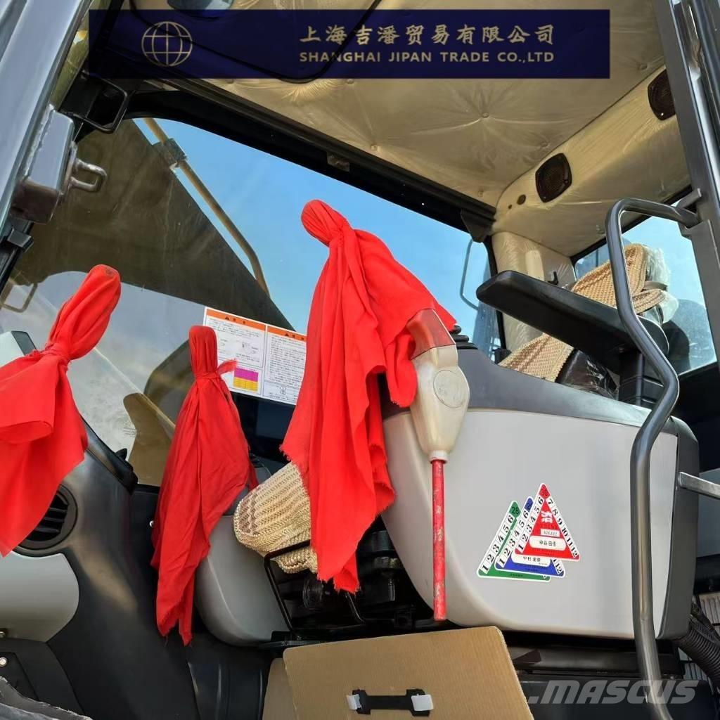 Komatsu PC 200-8 Excavadoras de cadenas