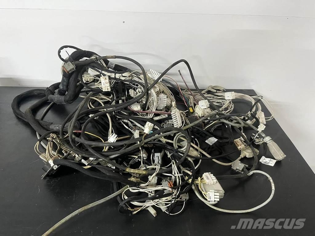 Liebherr Kabelboom Electrónicos