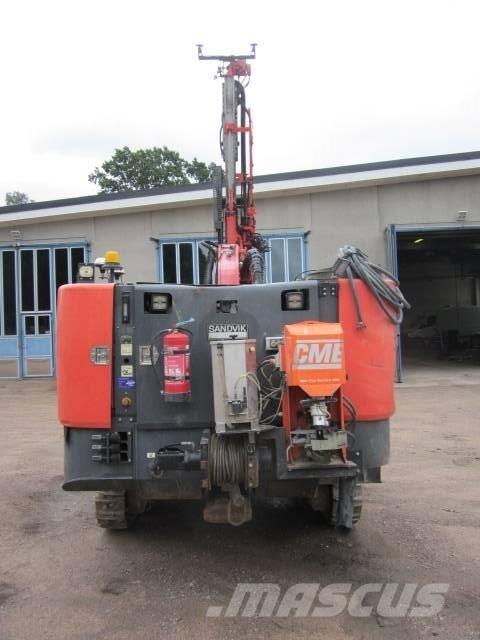 Sandvik DC 410 Ri Perforadoras de superficie
