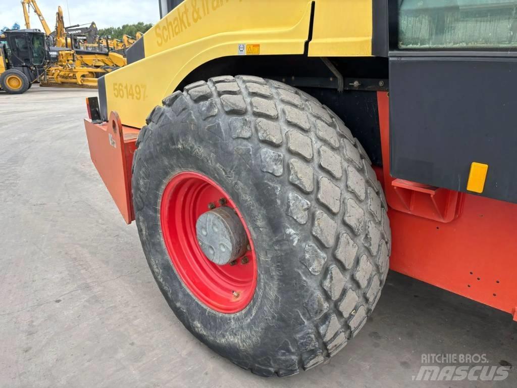 Dynapac CA602D Rodillos de un solo tambor