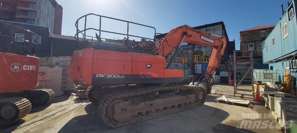 Doosan DX 300 LC Excavadoras de cadenas
