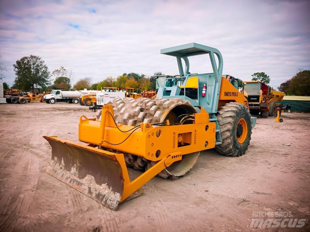 Bomag BW 213 P D B-3 Rodillos de un solo tambor