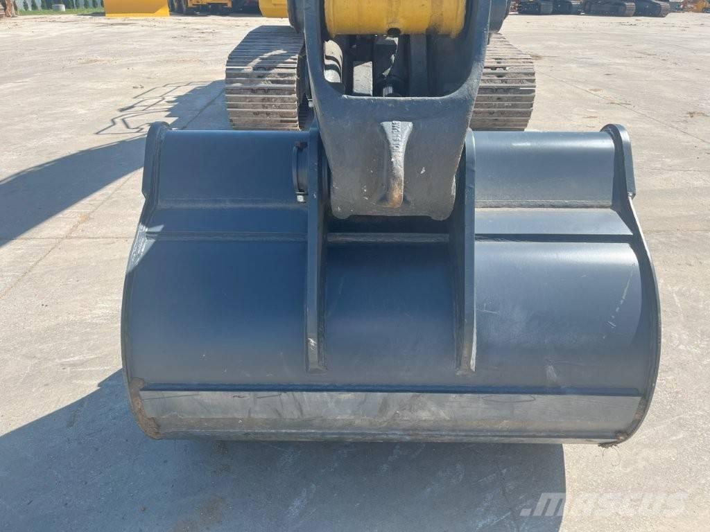 Komatsu PC 210 LC-11 Excavadoras de cadenas