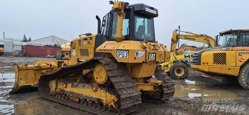 CAT D 6 N Buldozer sobre oruga