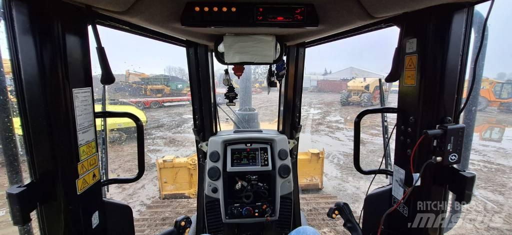 CAT D 6 N Buldozer sobre oruga