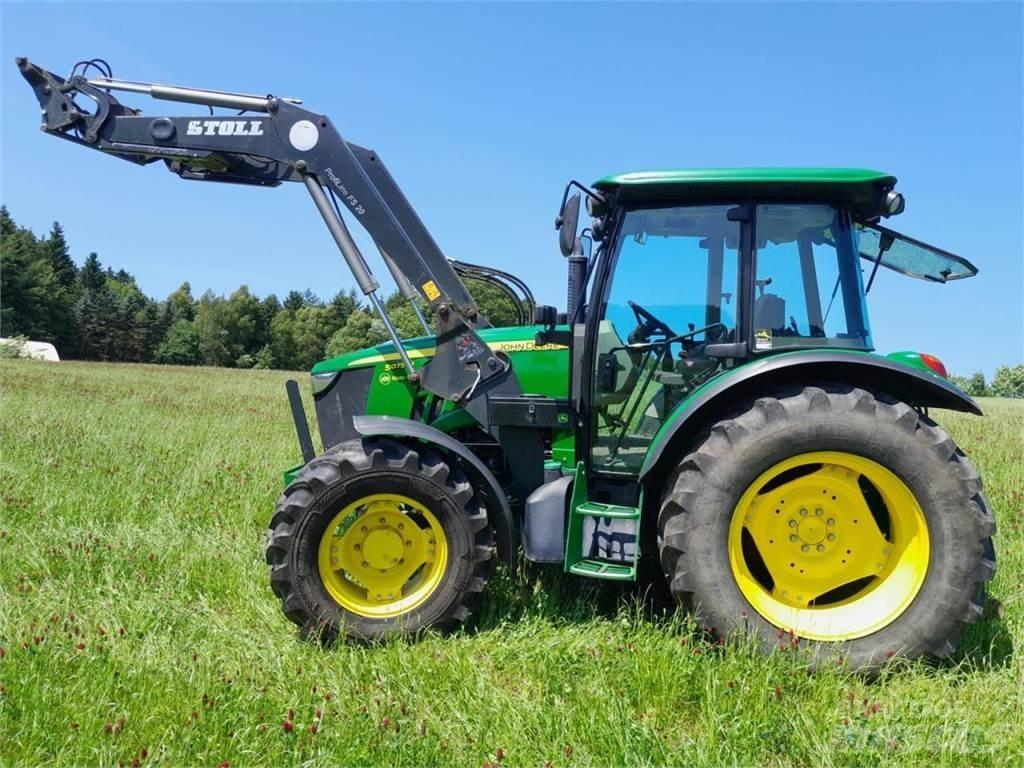  John Deere 5075M Tractores