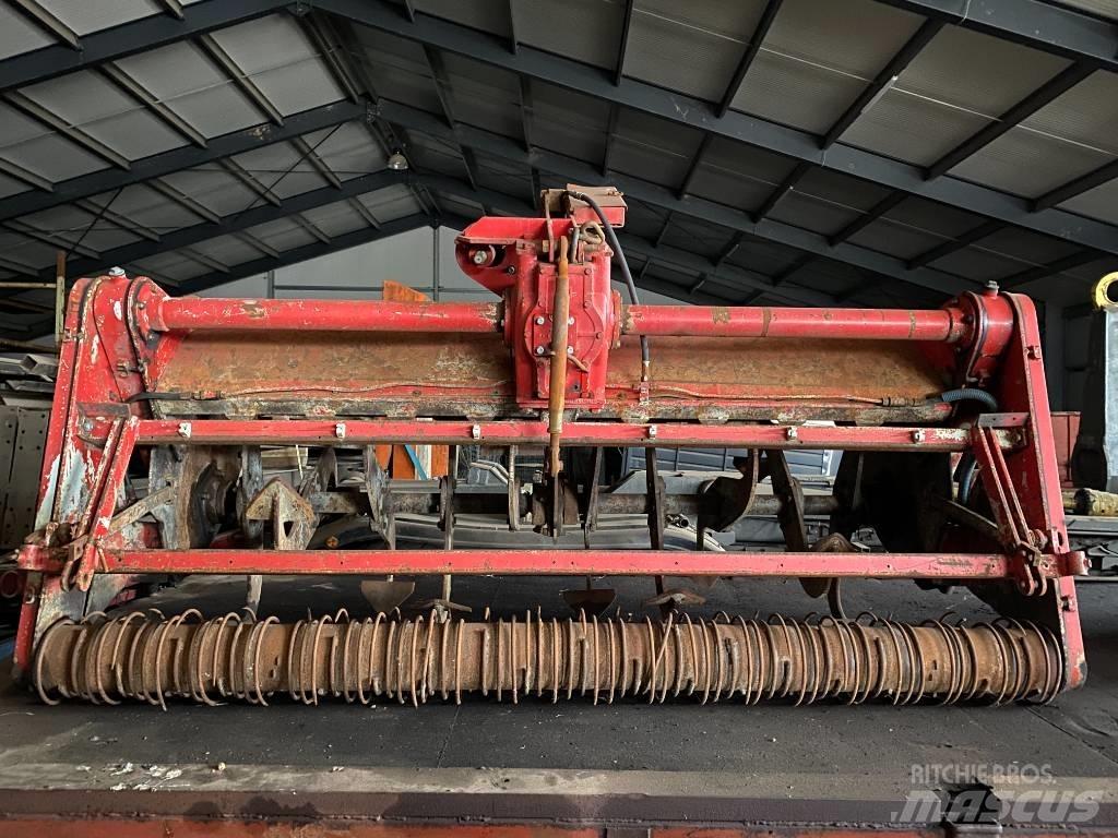  Spitmachine 2.5 M Otras máquinas y aperos de labranza