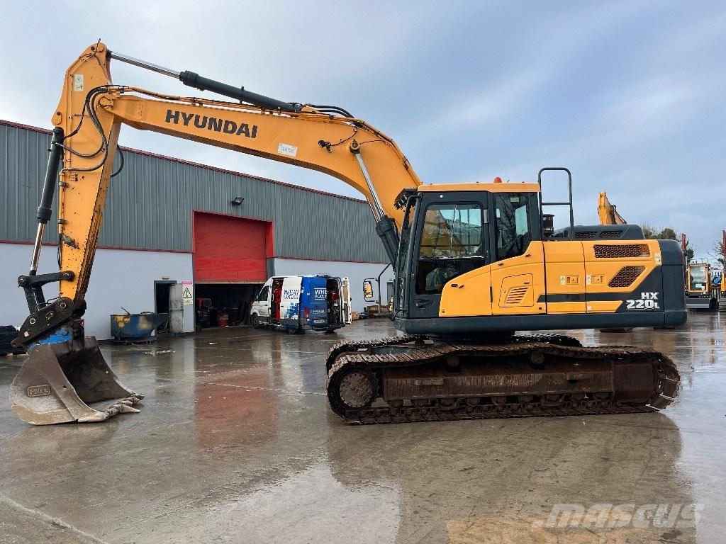 Hyundai HX 220 L Excavadoras de cadenas