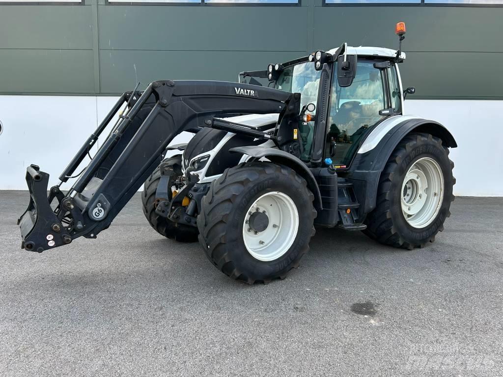 Valtra N 174 Tractores