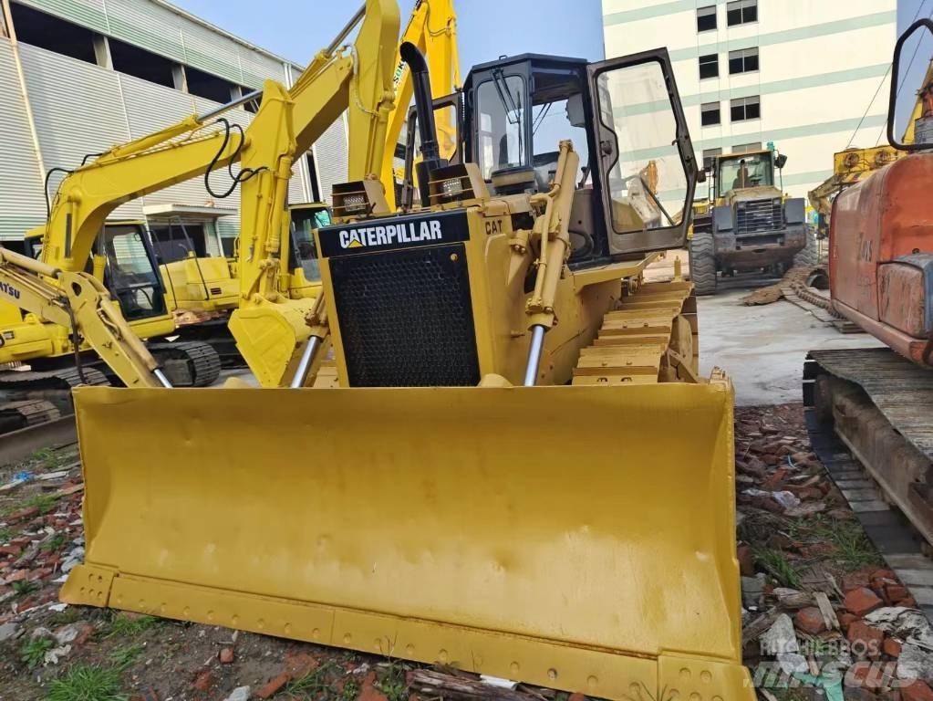 CAT D 6 G Buldozer sobre oruga
