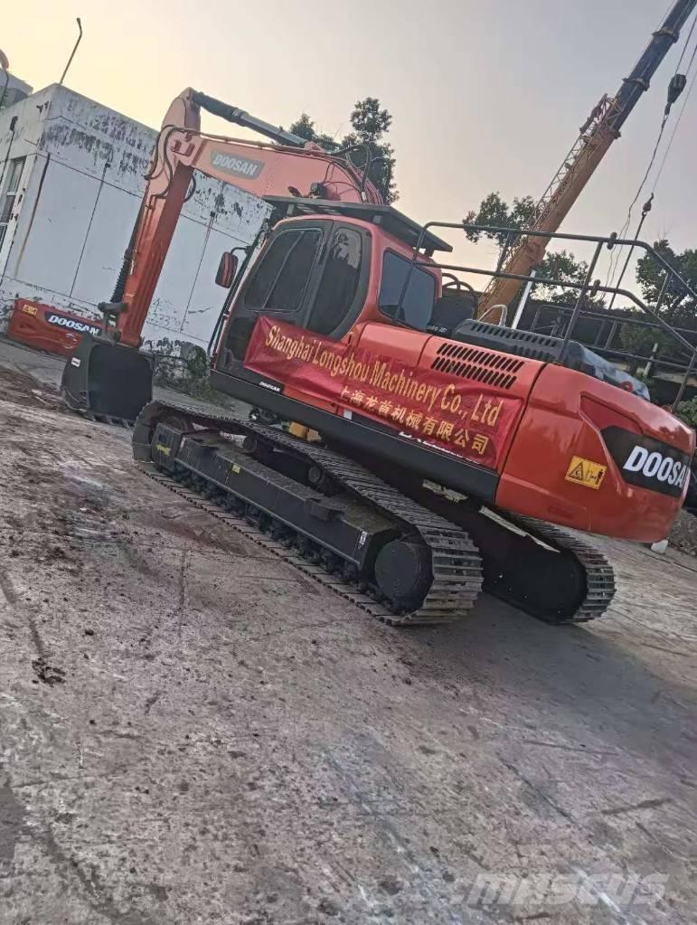 Doosan DX225LC-9C Excavadoras de cadenas