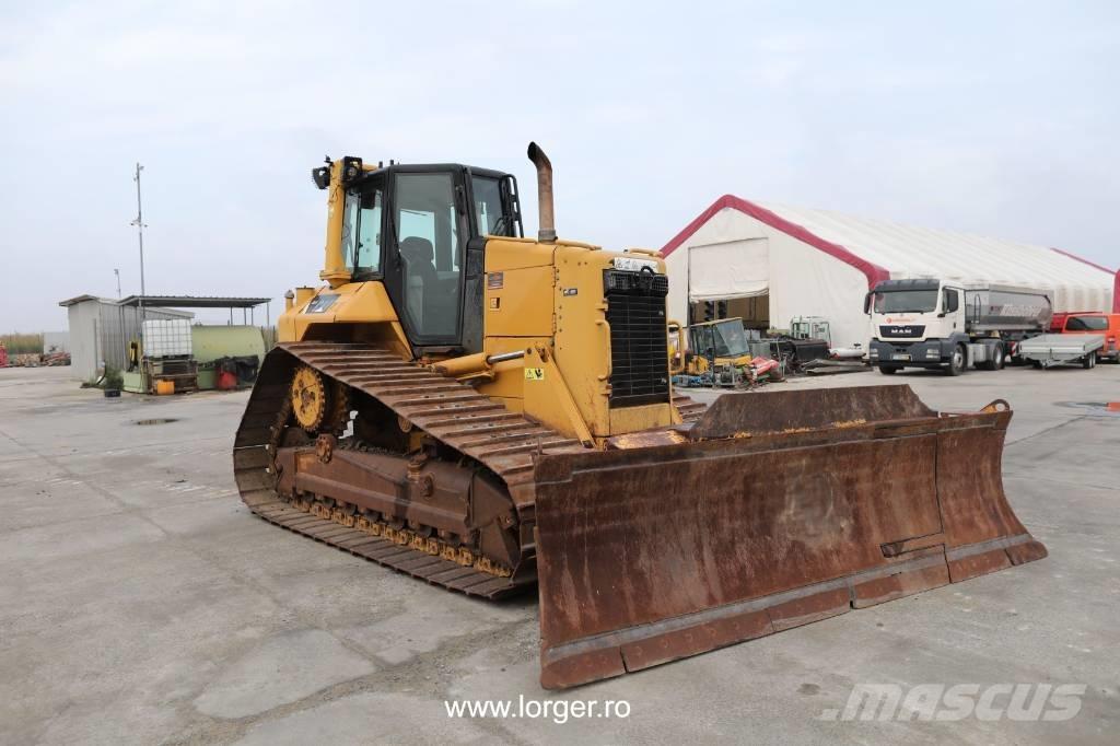 CAT D 6 N Buldozer sobre oruga